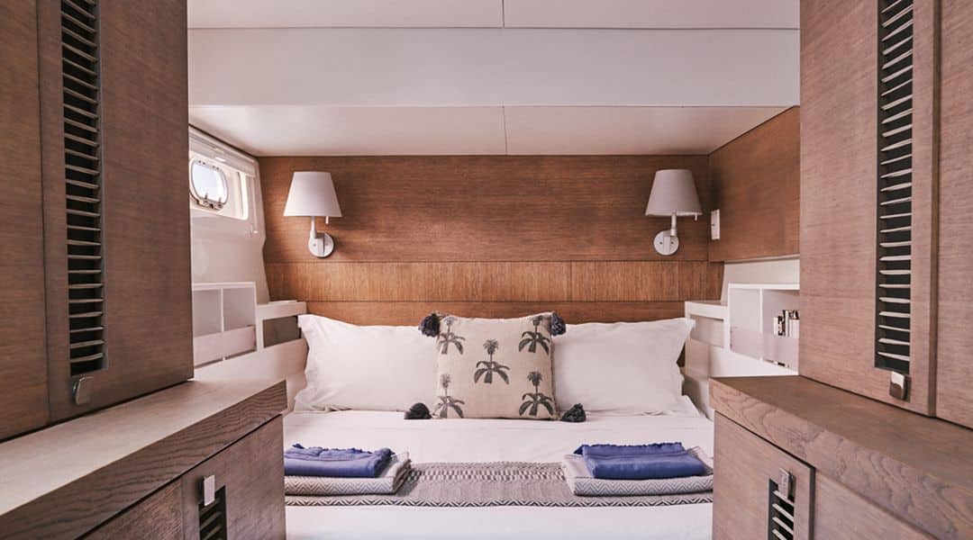 Yacht Charter Pelican Rent the Sumptuous Luxury Boat