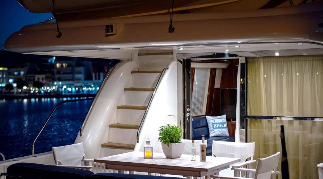 location yacht VENALI