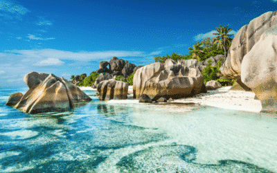 5 REASONS TO CHARTER A SUPERYACHT IN THE SEYCHELLES